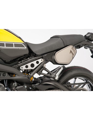 PUIG PANNELLI LATERALI YAMAHA XSR900 2017 CARBON LOOK vendita online Como