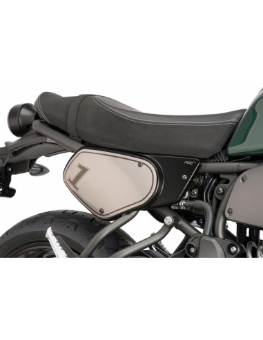 PUIG PANNELLI LATERALI RETRO YAMAHA XSR700 2017 CARBON LOOK vendita online Como